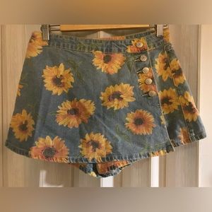 Urban outfitters Skort!! Never worn!